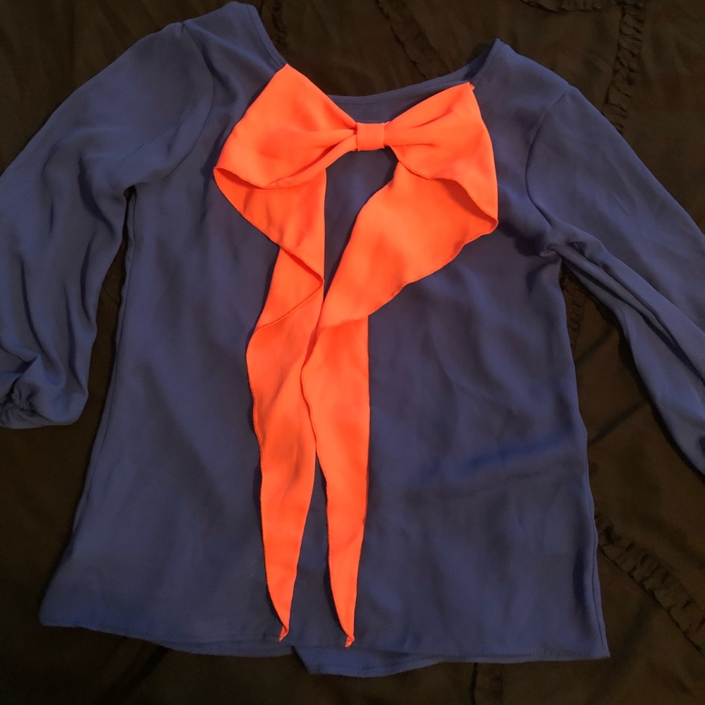 Girl’s 3/4 Sleeve Blouse with Bow on Back